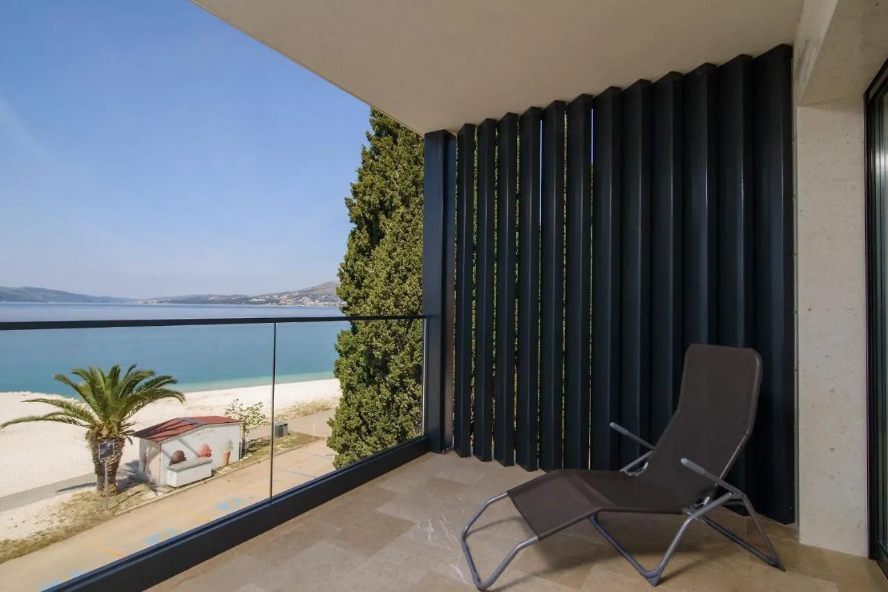 Ero On The Beach Trogir 0*,