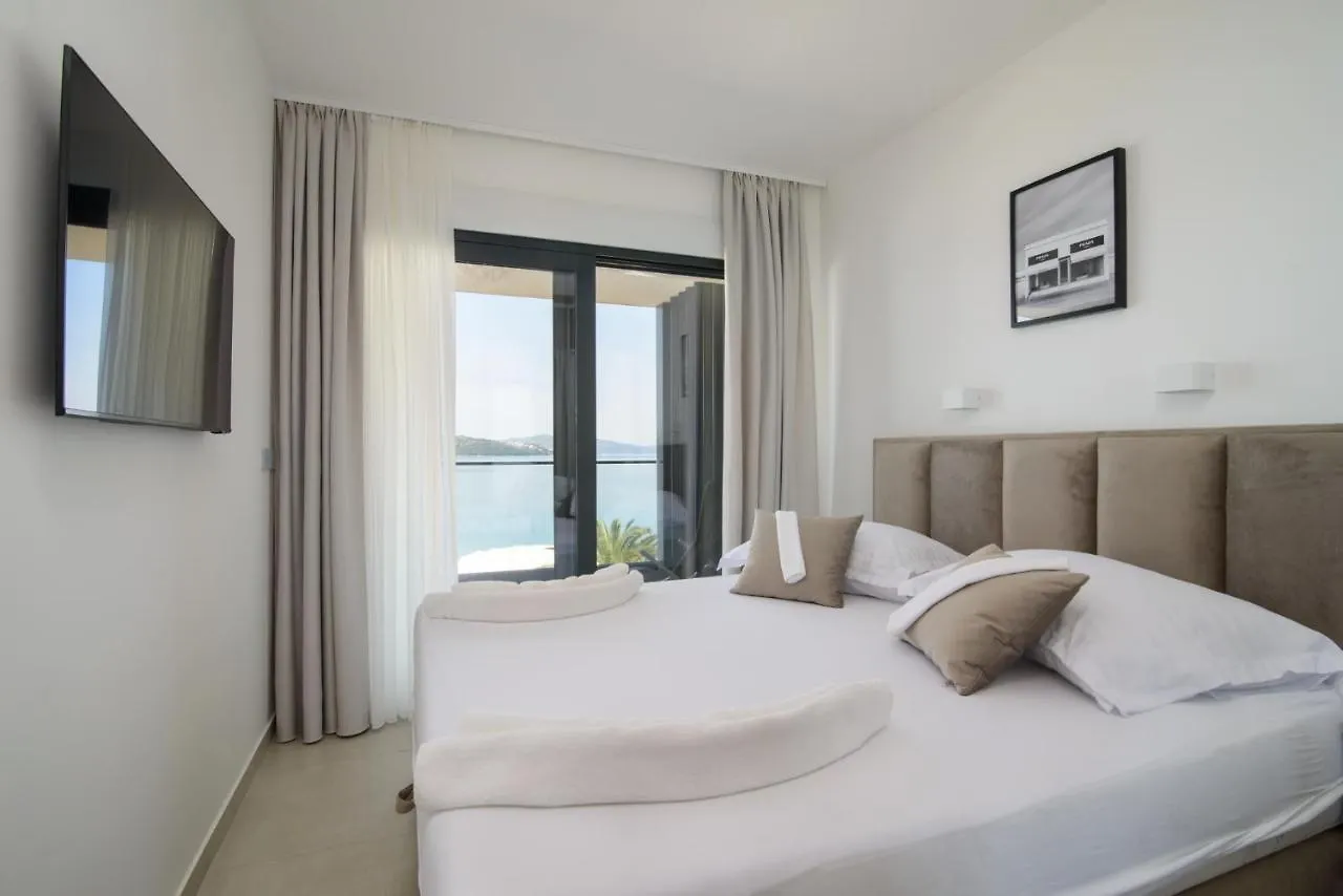 Apartment Ero On The Beach Trogir